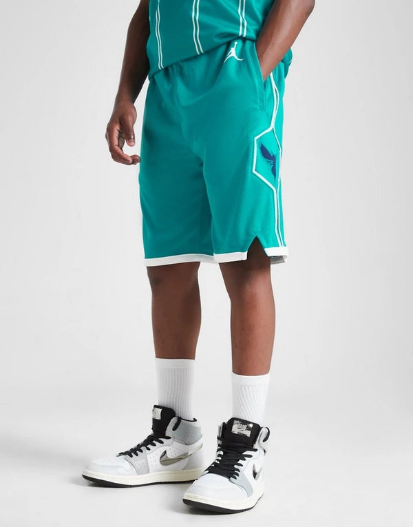 NA-S44 (Nike youth icon swingman shorts hornets rapid teal) 12494783