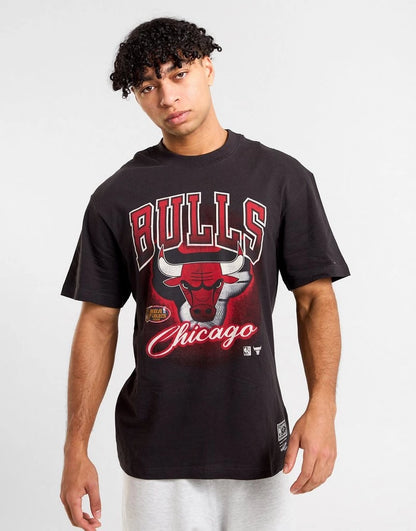 MNA-K44 (Mitchell & ness frame tee bulls faded black) 72592391