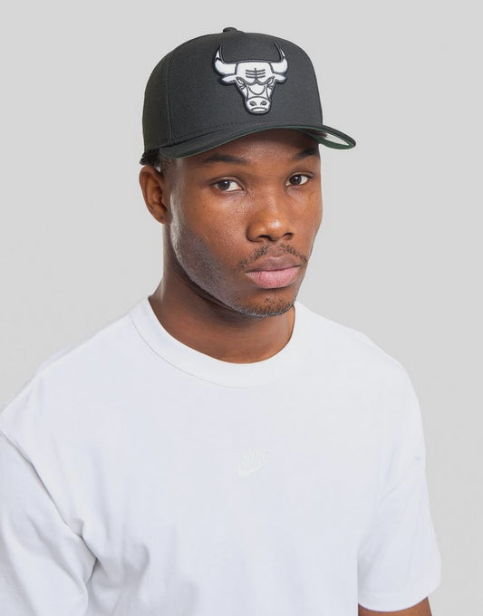 NEC-U69 (New era 950 A frame classic black/white chicago bulls snapback black/cilantro green UV osfm) 112593290