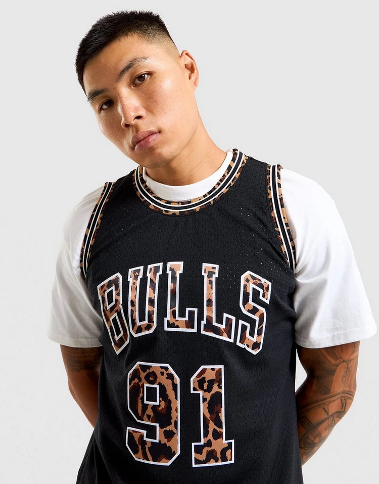 MNA-O48 (Mitchell & ness swingman jersey chicago bulls dennis rodman black/leopard) 112599130