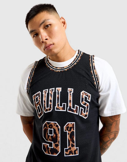MNA-O48 (Mitchell & ness swingman jersey chicago bulls dennis rodman black/leopard) 112599130