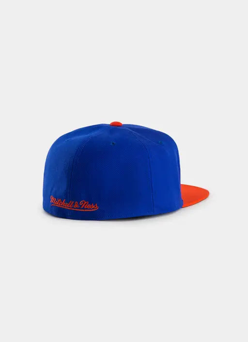 MNA-Z27 (Mitchell and ness team 2 tone 2.0 fitted hwc hat knicks blue) 52392824