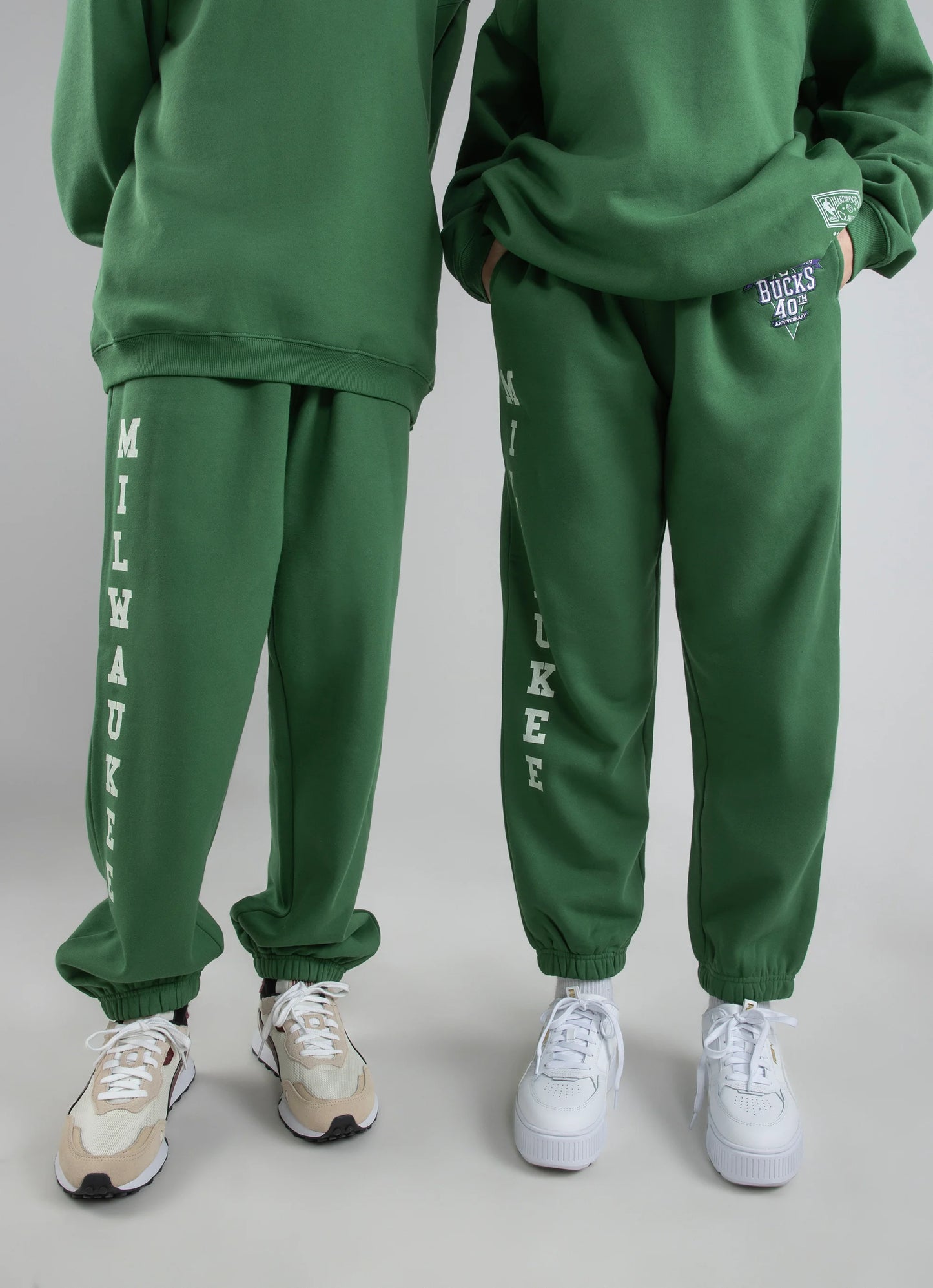 MNA-T27 (Mitchell and ness anniversary sweatpants bucks green) 52396087