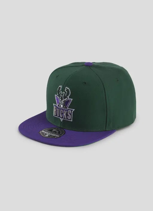 MNA-Y27 (Mitchell and ness team 2 tone 2.0 fitted hwc hat bucks green) 52392824