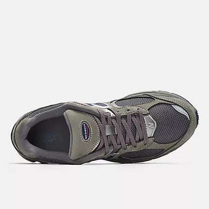 NB-Z8 (New balance 2002 D width shoes castle rock/natural indigo) 52699000