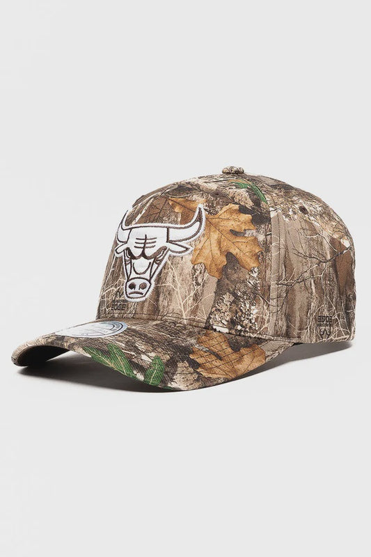 MNA-W45 (Mitchell & ness tree camo 5 panel 110 bulls snapback camo osfm) 92592608