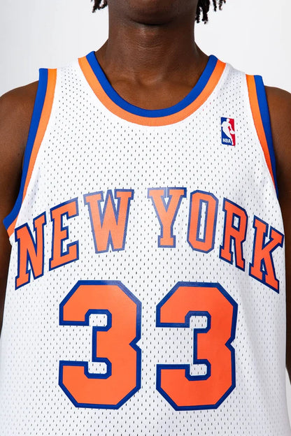 MNA-M40 (Mitchell & ness swingman jersey knicks ewing 85-86 home white) 122498260