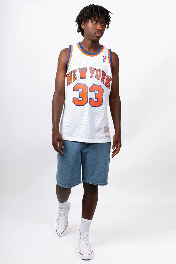 MNA-M40 (Mitchell & ness swingman jersey knicks ewing 85-86 home white) 122498260