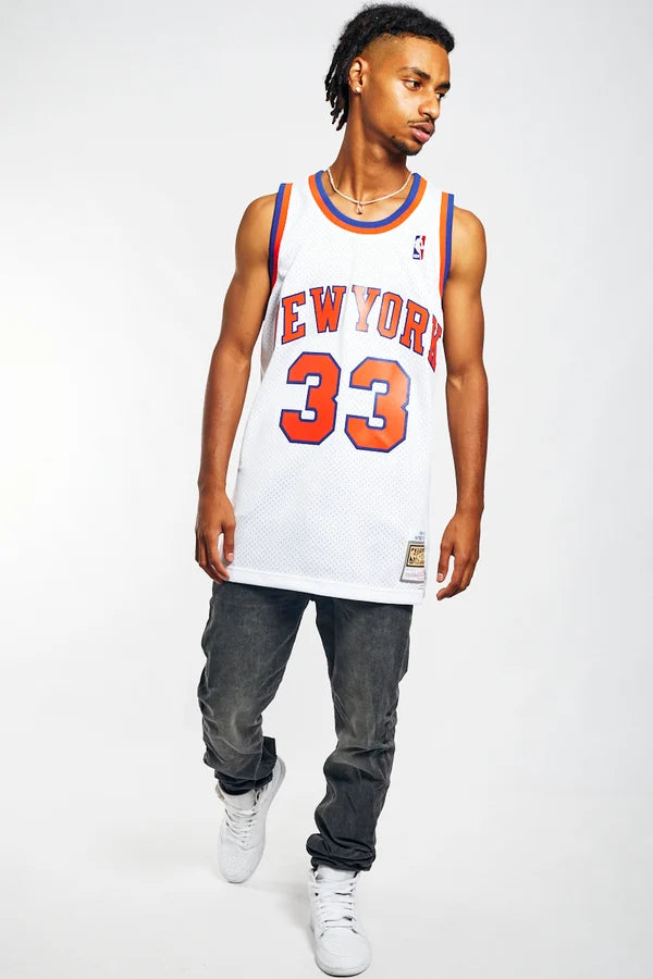 MNA-M40 (Mitchell & ness swingman jersey knicks ewing 85-86 home white) 122498260