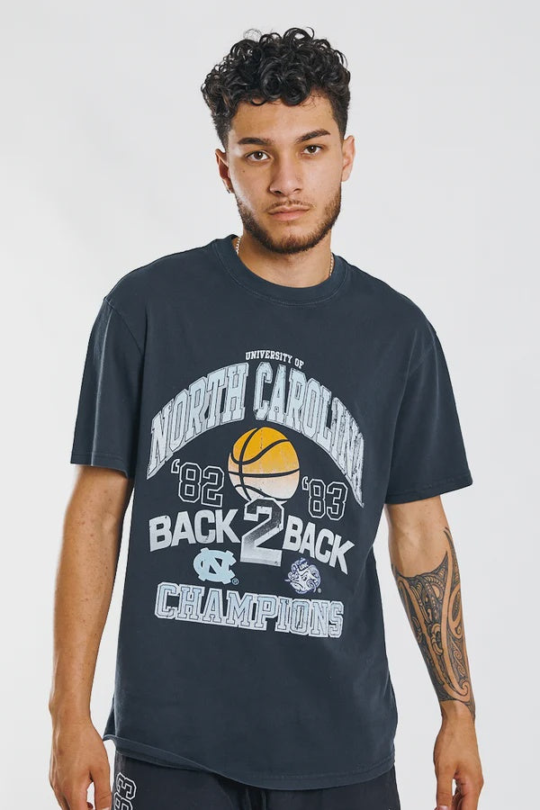 NCAA-K (NCAA 80's champs tee unc washed black) 112293478