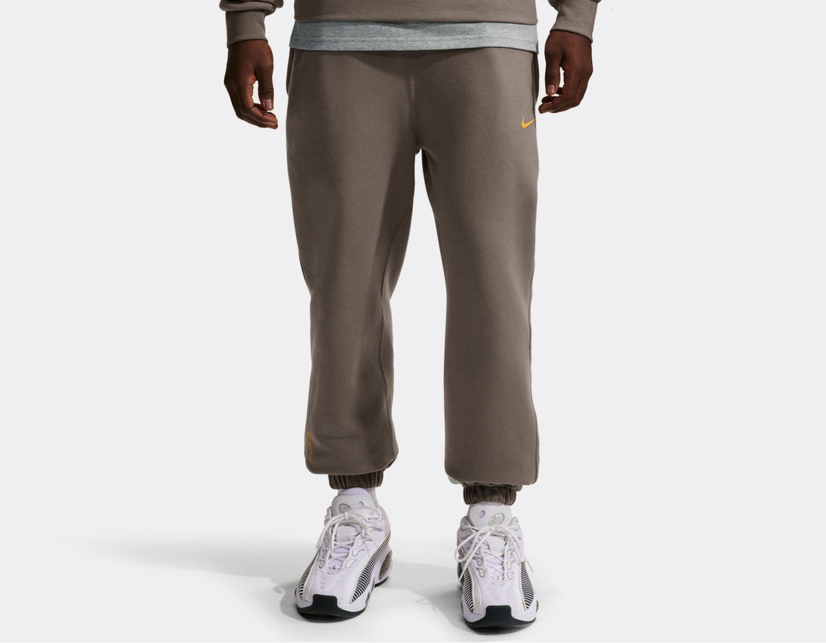 NA-R50 (Nike nocta fleece tracksuit bottoms olive grey/yellow ochre) 92696956
