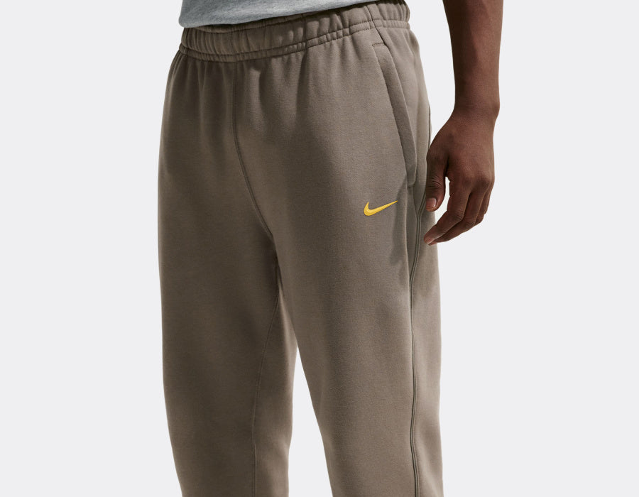 NA-R50 (Nike nocta fleece tracksuit bottoms olive grey/yellow ochre) 92696956