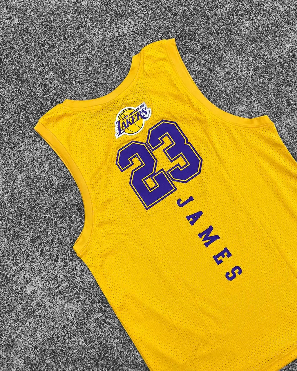 NBAA-W3 (Nba essentials name & number tank lebron james lakers yellow) 112394782