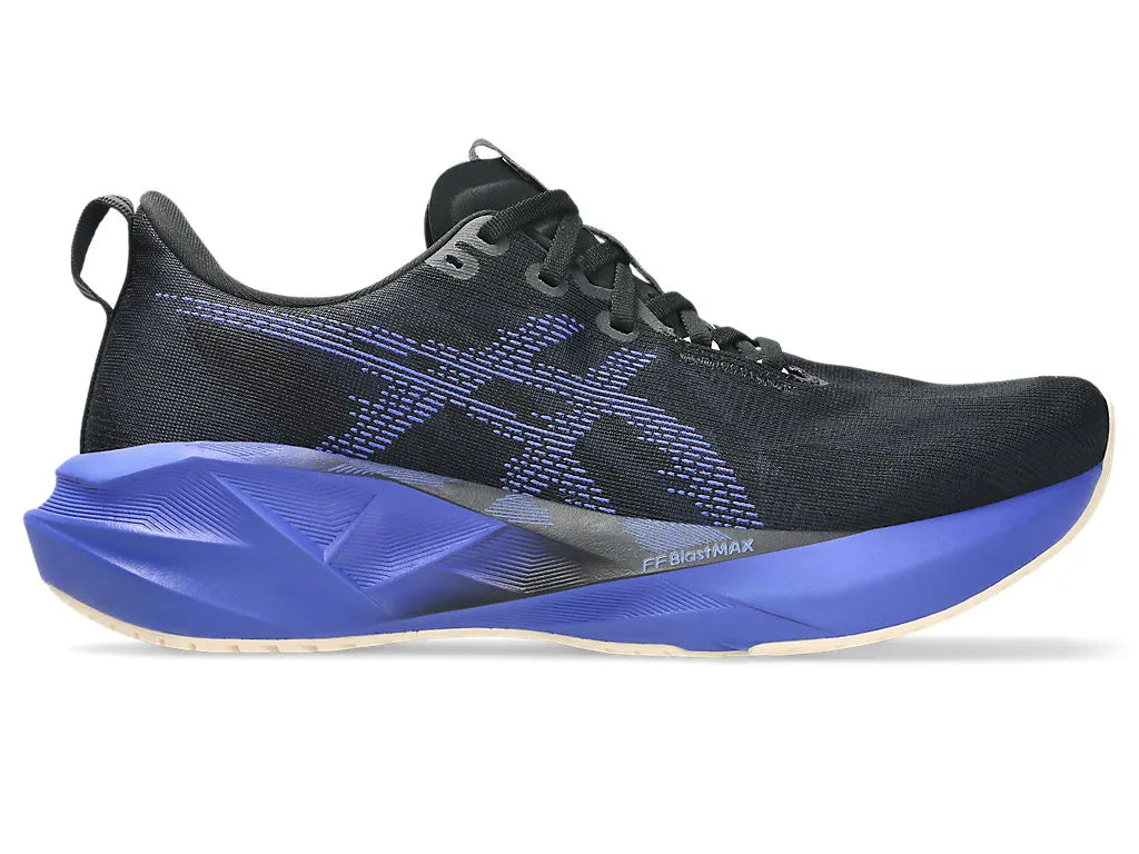 AS-E19 (Asics novablast 5 2E width black/cobalt burst) 326913800