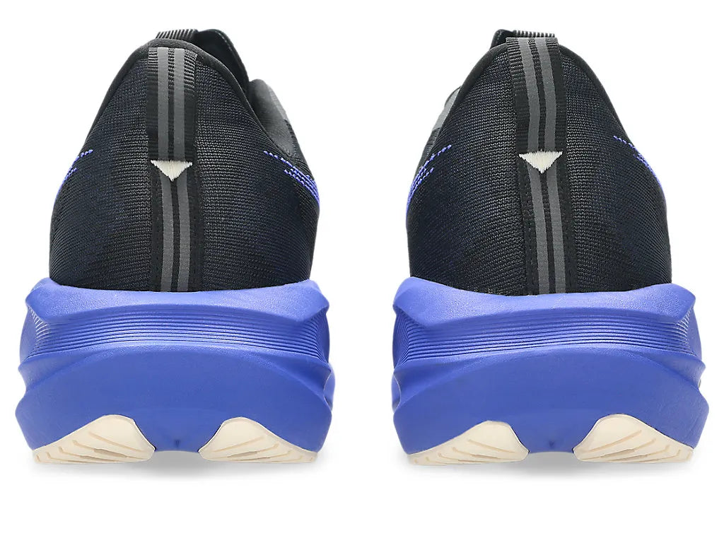 AS-E19 (Asics novablast 5 2E width black/cobalt burst) 326913800