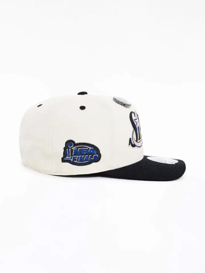 MNA-H26 (Mitchell and ness galatic fitted sixers hat off white) 32293043