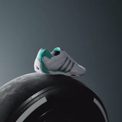 A-R72 (Adidas adiracer low mercedes amg petronas F1 team shoeswhite/matte silver/semi mint rush) 226910580