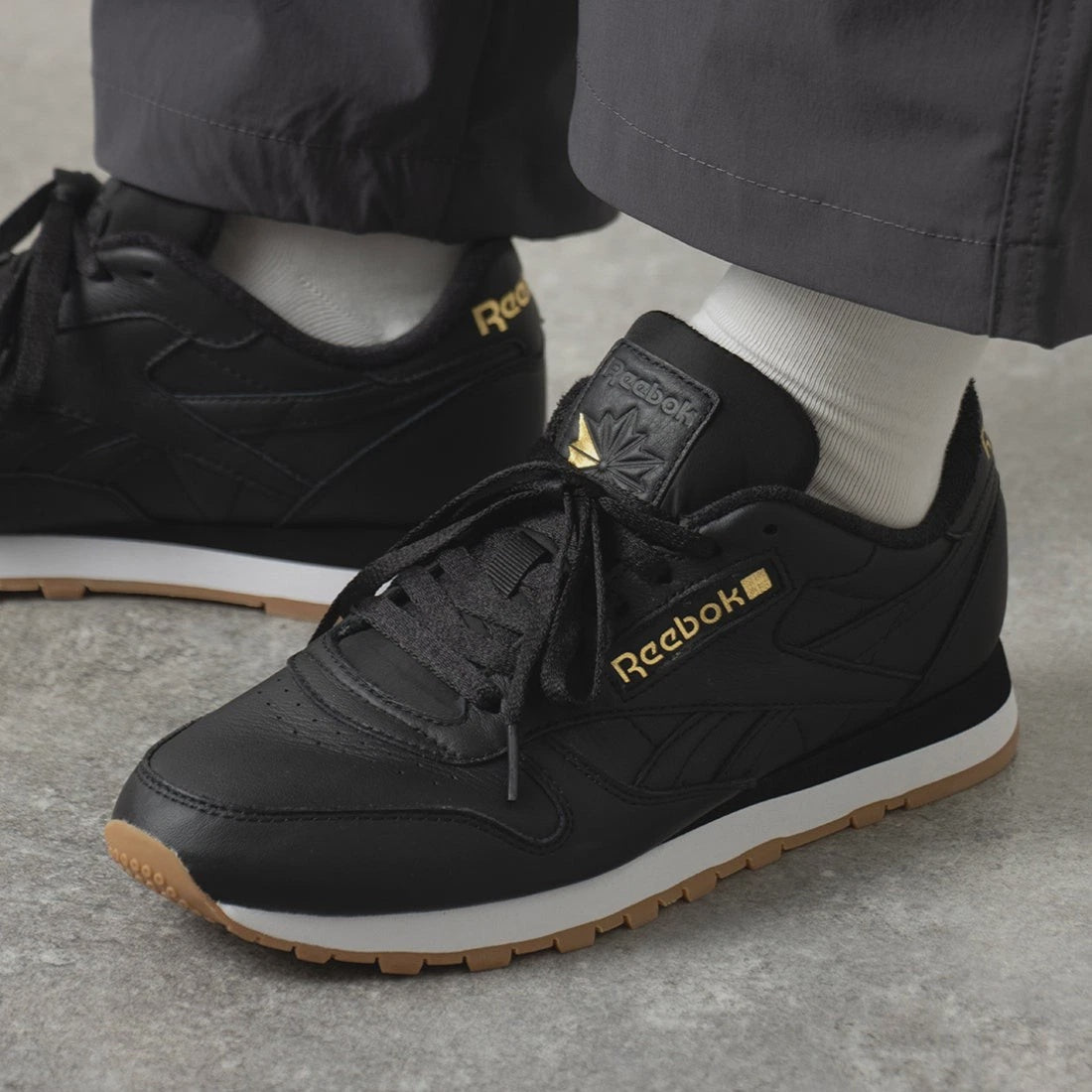 R-E18 (Reebok classic leather black/chalk/white) 82697652