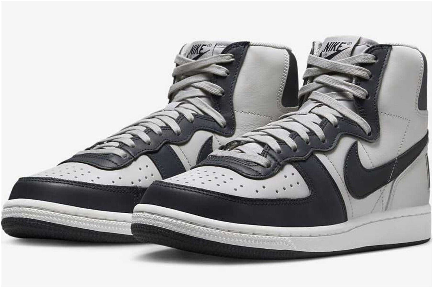 N-R136 (Nike terminator high georgetown granite/dark obsidian/sail)