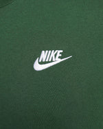 NA-E44 (Nike sportswear club tee green fir) 122392046