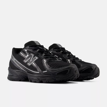 NB-D9 (New balance 740 V2 D width shoes black/silver) 52698500