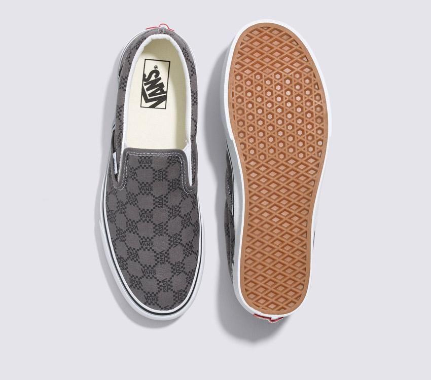 V-S14 (Vans classic slip-on monogram pewter) 52395767 VANS