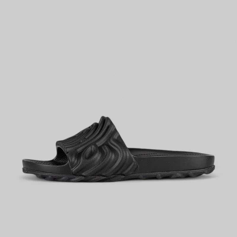 CR-G11 (Crocs salehe bembury x crocs pollex slide 'sasquatch' black)