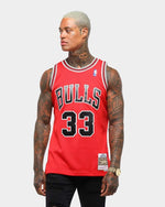 MNA-D2 (NBA SWINGMAN JERSEY BULLS PIPPEN 33 ROAD 97-98 RED) 121996956 - Otahuhu Shoes