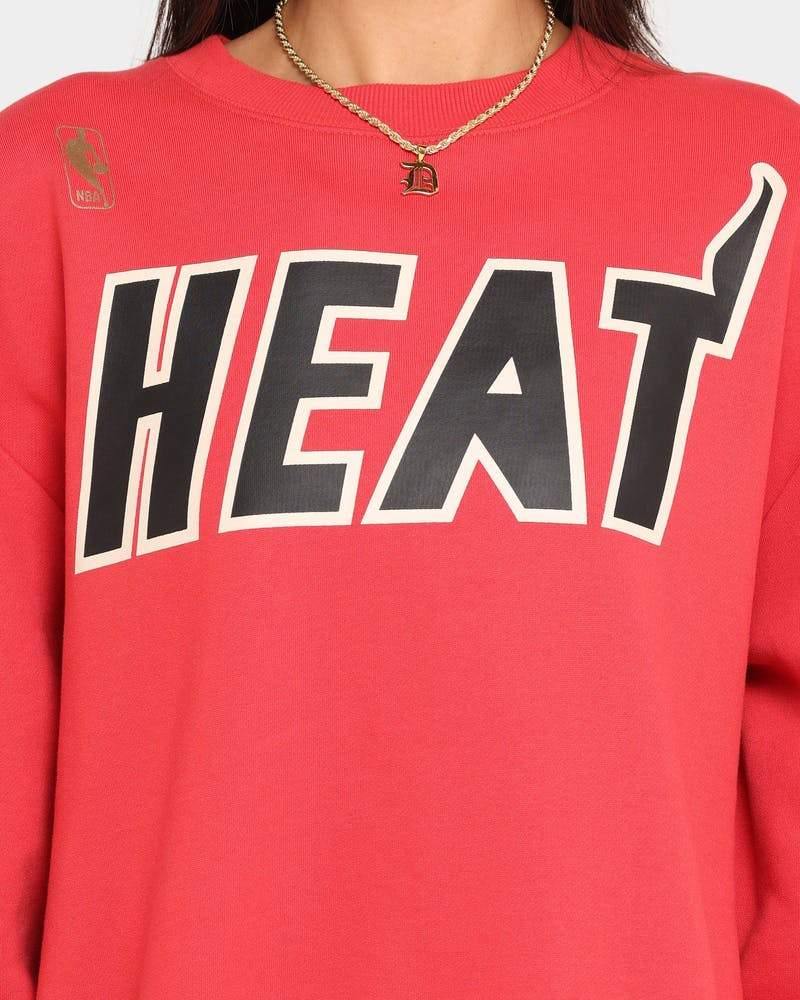 MNA-Y10 (Jersey wordmark crew heat faded red) 52195652 - Otahuhu Shoes