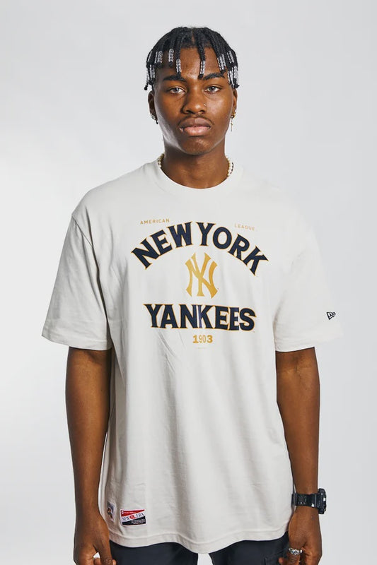 NEA-M4 (New era oversize new york yankees heritage tee) 112294000 NEW ERA
