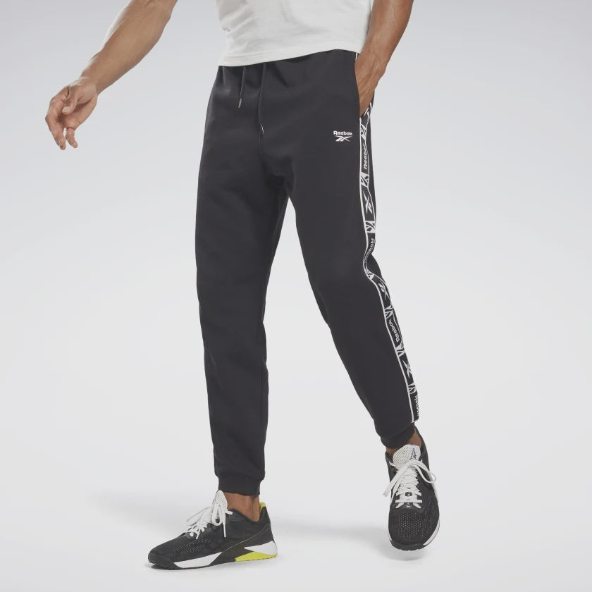 RA-M1 (Reebok identity jogger black) 42294605 REEBOK