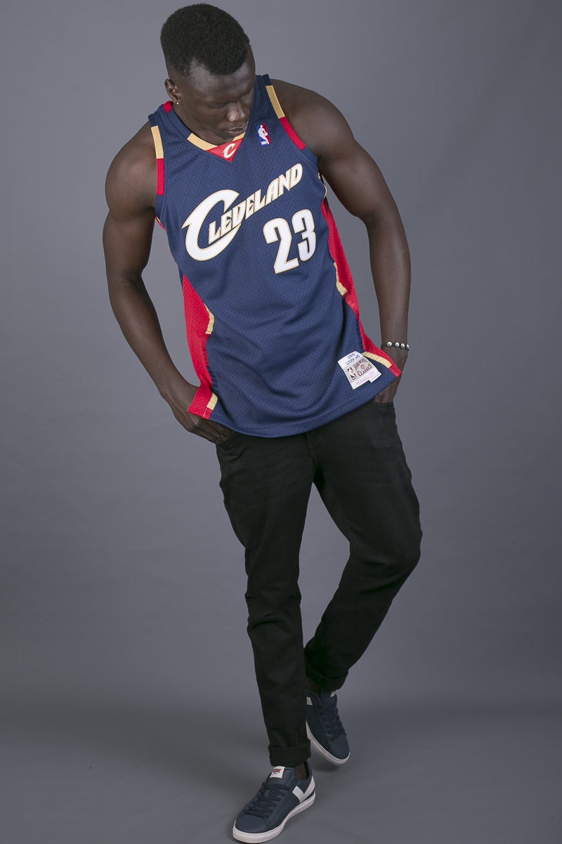 MNA-K15 (Swingman jersey cavs #23Lebron James 08-09 alt navy) 102198260 MITCHELL AND NESS