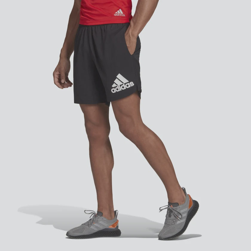 AA-T16 (Adidas run it shorts black/white) 112292305 ADIDAS