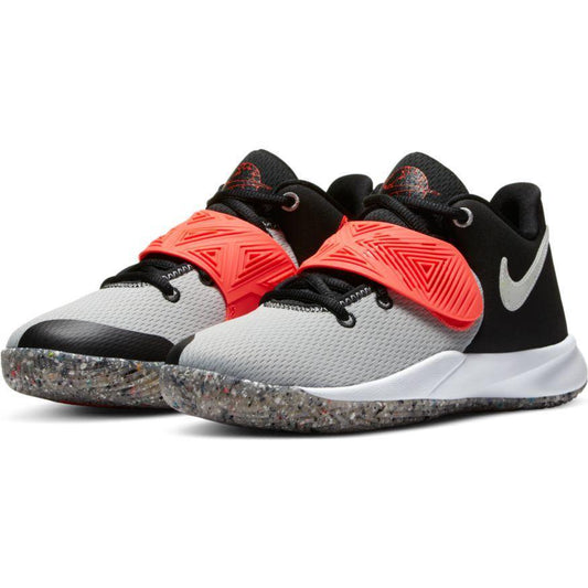 N-J116 (Kyrie flytrap III gs black/white/lt smoke grey/bright crimson) 92095627 - Otahuhu Shoes