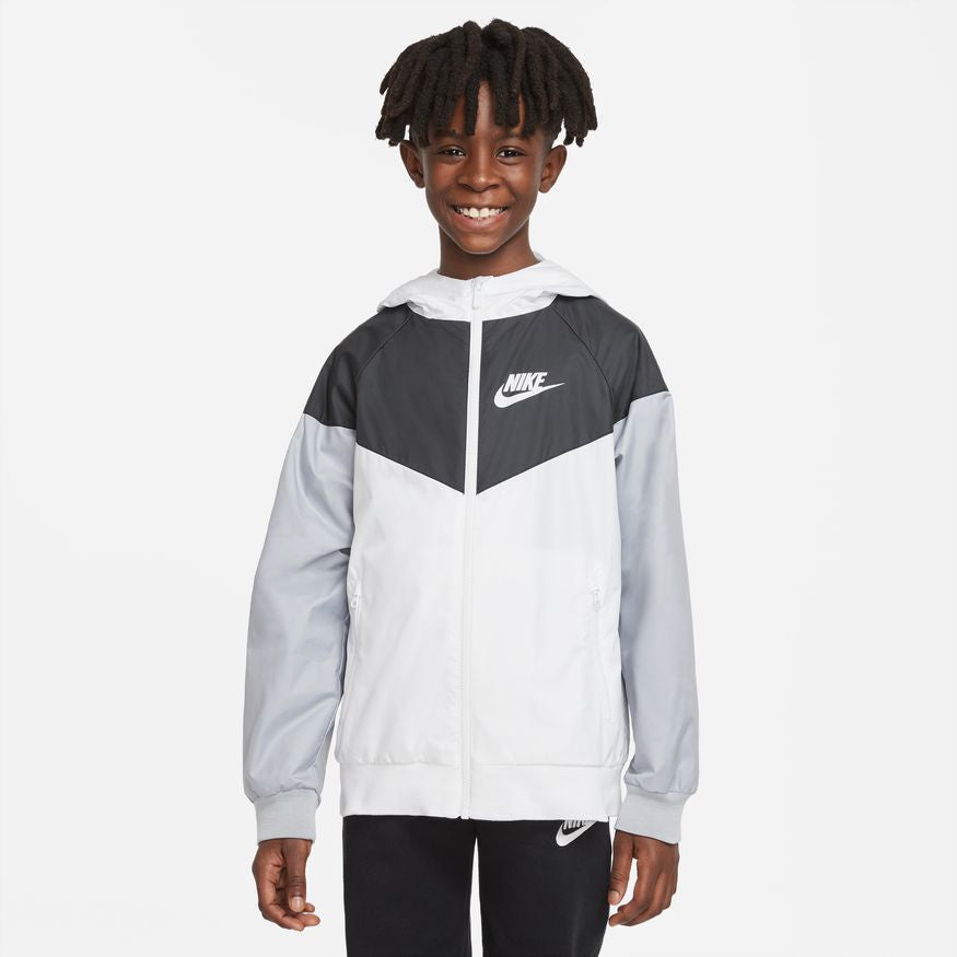 NA-J38 (Boys nike sportswear wind runner hooded jacket white/black/wolf grey) 72294348 NIKE