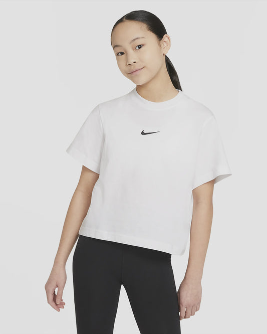 NA-C44 (Nike sportswear girls essentials short sleeve boxy tee white/black) 122391790