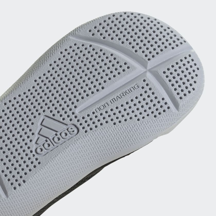 A-V64 (Adidas altaventure sport swim sandal core black/white/halo silver) 112293585 ADIDAS