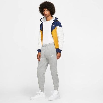 NA-U21 (M Nike sportswear club fleece jogger bb dark heather/matte silv/white) 12093581 - Otahuhu Shoes