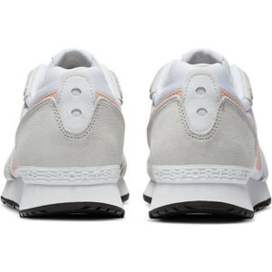N-Z116 (Wmns nike venture runner white/washed coral/black) 92096138 - Otahuhu Shoes