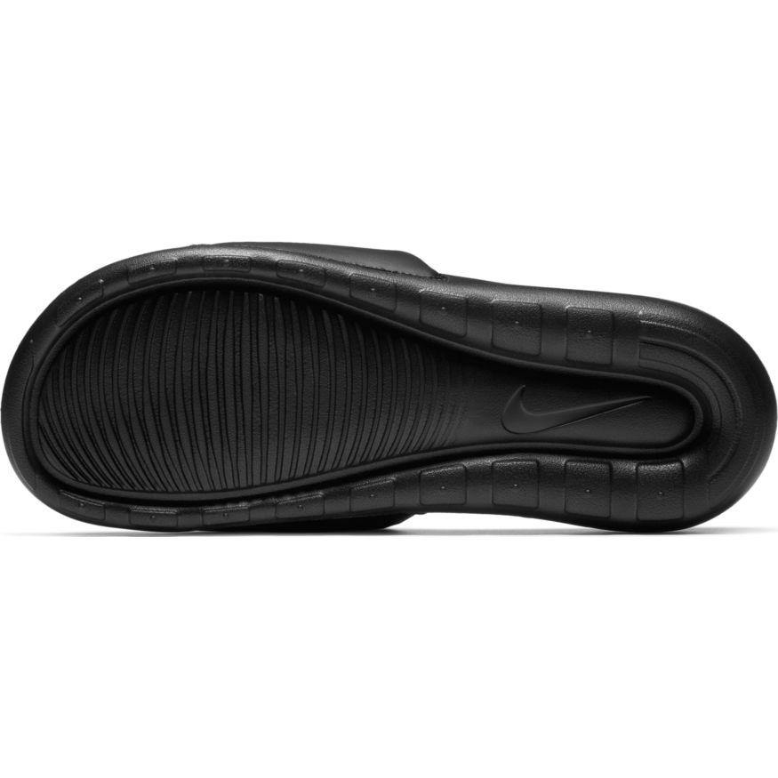 N-K119 (Nike victori one slide black/white) 12192558 - Otahuhu Shoes