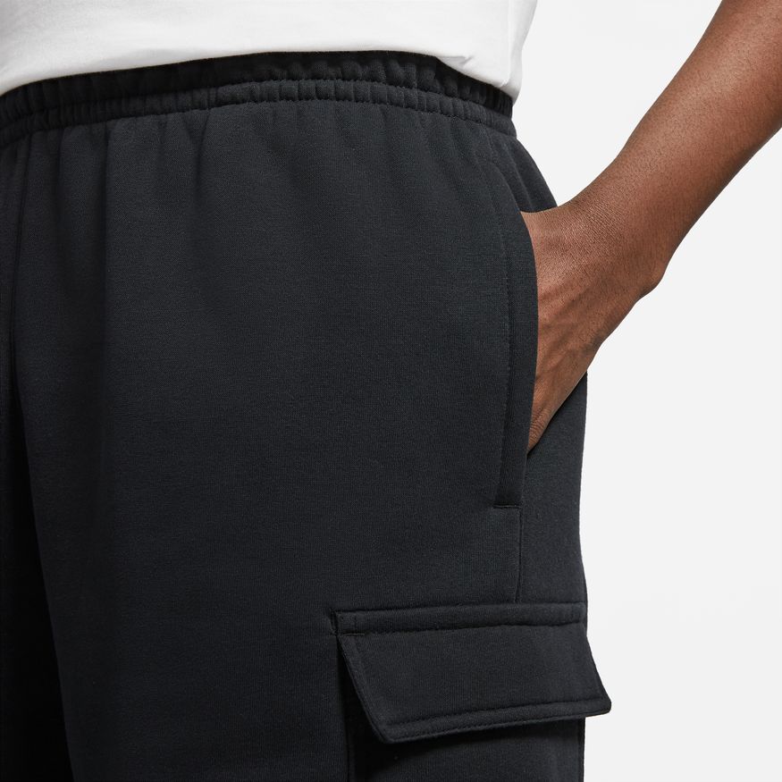 NA-V41 (Nike sportswear club cargo shorts black/white) 22394092 NIKE