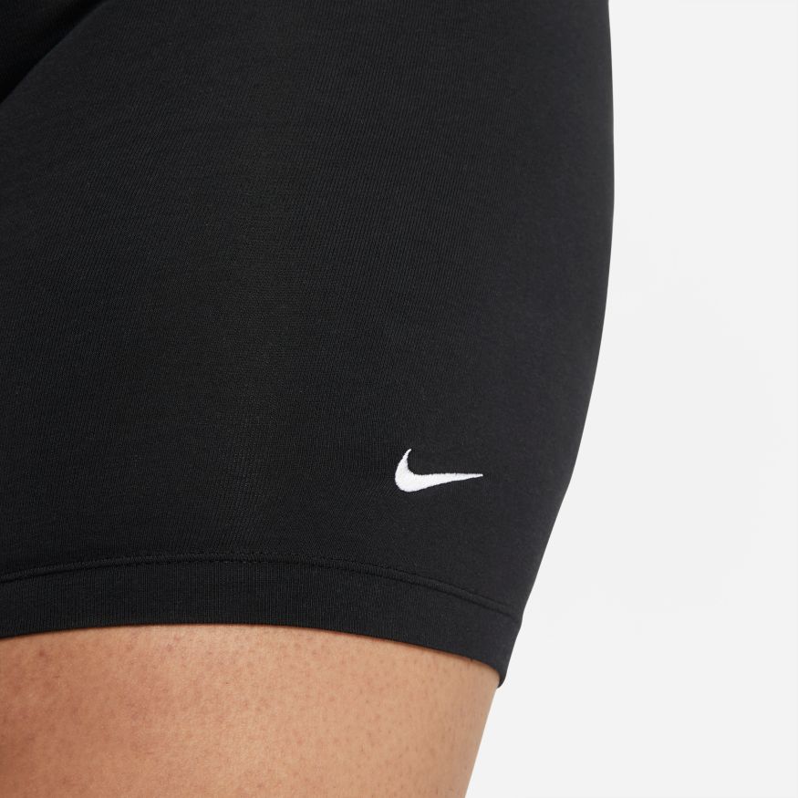 NA-G41 (Nike sportswear women essential mid rise biker short tights plus size black/white) 112292558 NIKE