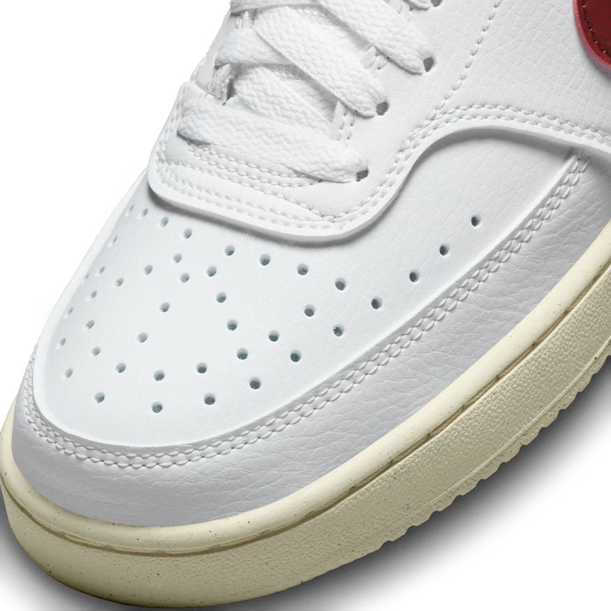 N-S134 (Nike women court vision lo nn white/team red/muslin/metallic gold star) 22396650 NIKE