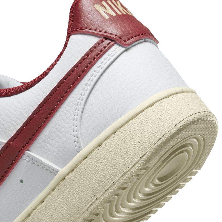 N-S134 (Nike women court vision lo nn white/team red/muslin/metallic gold star) 22396650 NIKE