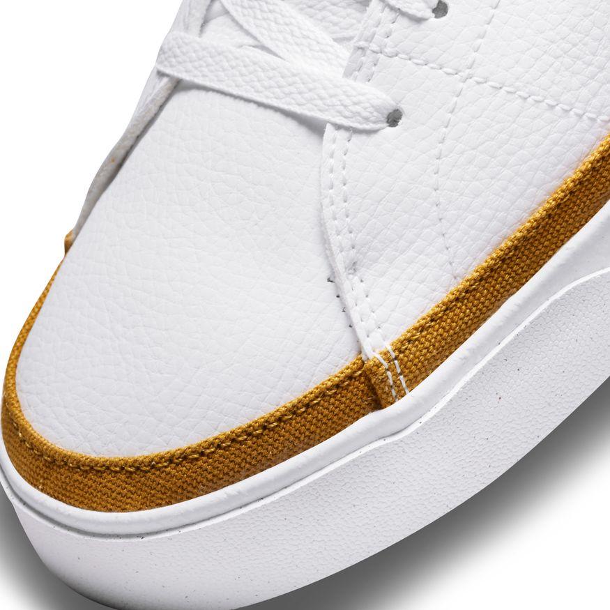 N-V131 (Nike court legacy nn white/black/dessert ochre) 102296138 NIKE