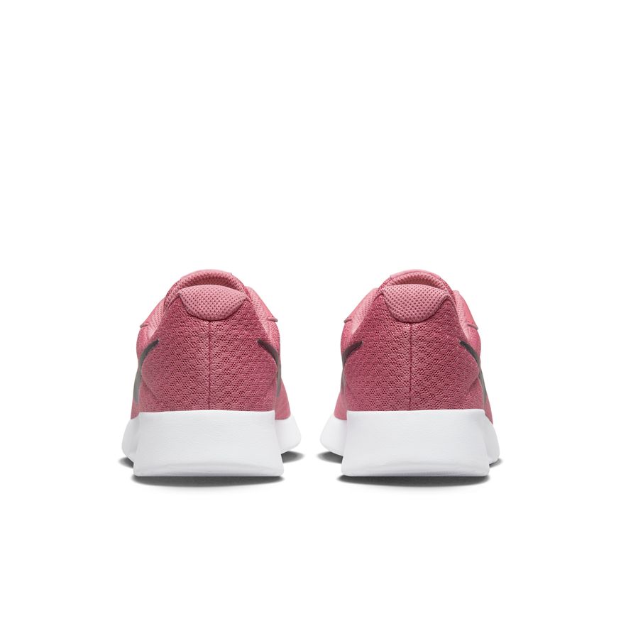 N-X134 (Nike womens tanjun desert berry/black/white) 22396138 NIKE