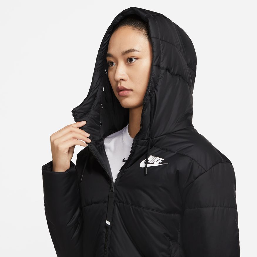 NA-T38 (Womens nike sportswear therma fit repel classic tape jacket black/white)  82298951 NIKE