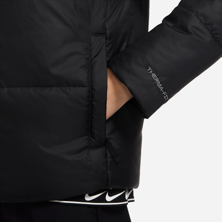 NA-T38 (Womens nike sportswear therma fit repel classic tape jacket black/white)  82298951 NIKE