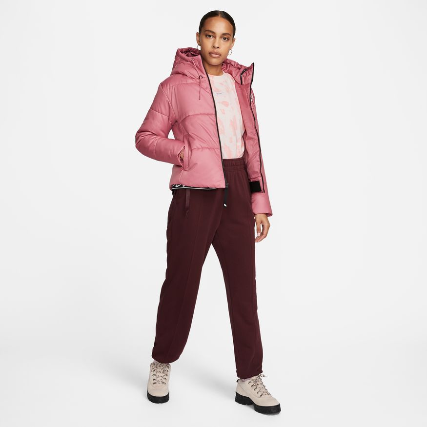 NA-U38 (Women nike sportswear therma fit repel classic tape jacket dessert berry/black/white) 82298951 NIKE