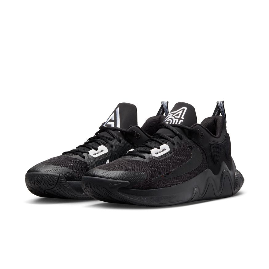 N-G133 (Nike giannis immortality 2 black/black) 122297161 NIKE